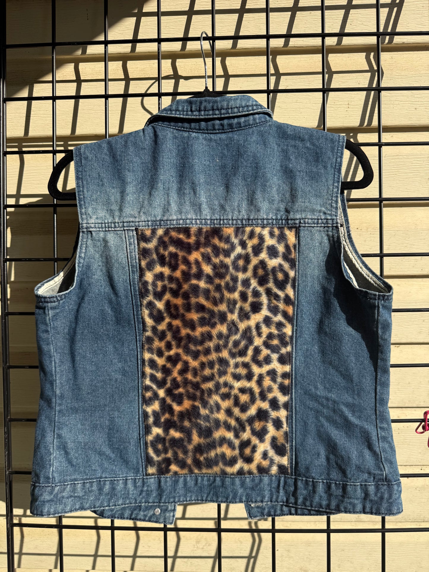 MEOW Vest